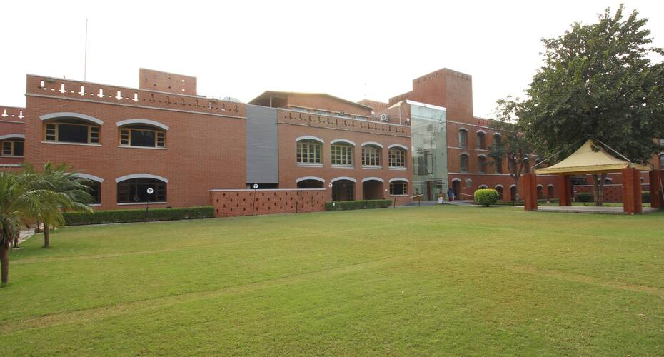 Cambay Golf Resort, Gandhinagar 1